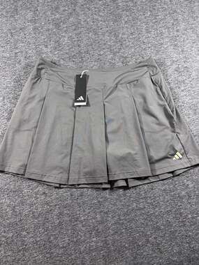 adidas Women's Ultimate365 Tour Twistknit Pleated Skort in Grey